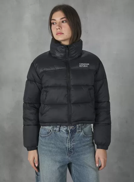 Jackets Alcott Bk1 Black Chaqueta Corta Con Relleno Reciclado Mujer