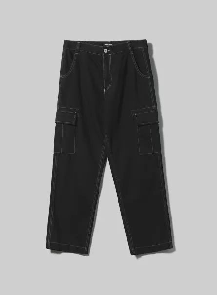 Pantalones Hombre Pantalón Cargo Con Pespuntes En Contraste Bk1 Black Alcott